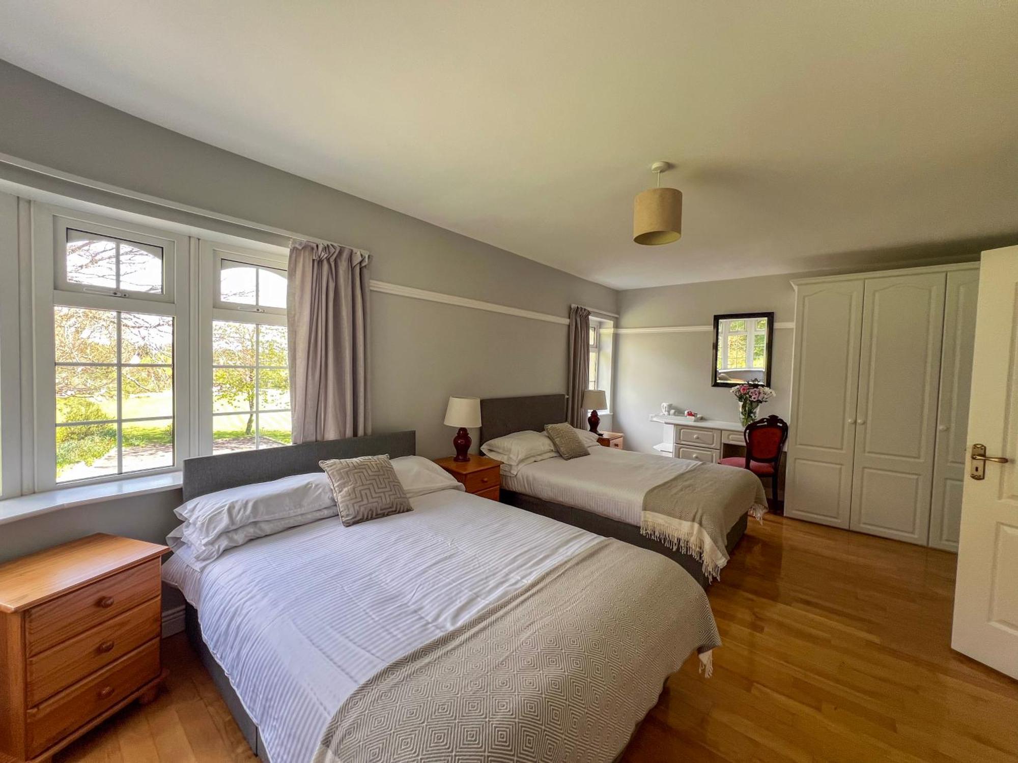 Woodville Lodge Guesthouse Killarney Eksteriør bilde