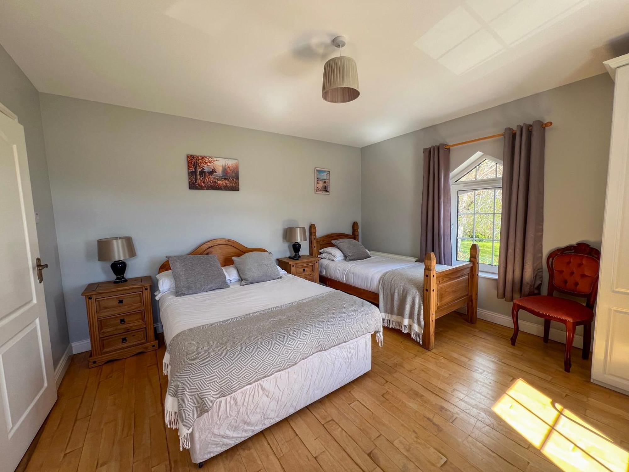 Woodville Lodge Guesthouse Killarney Eksteriør bilde